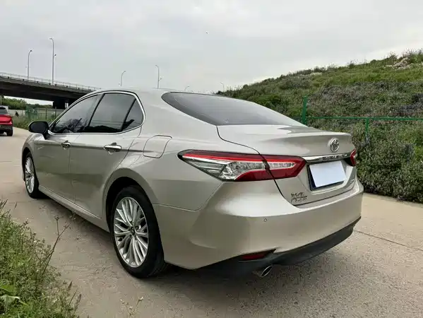 Toyota Camry 2018