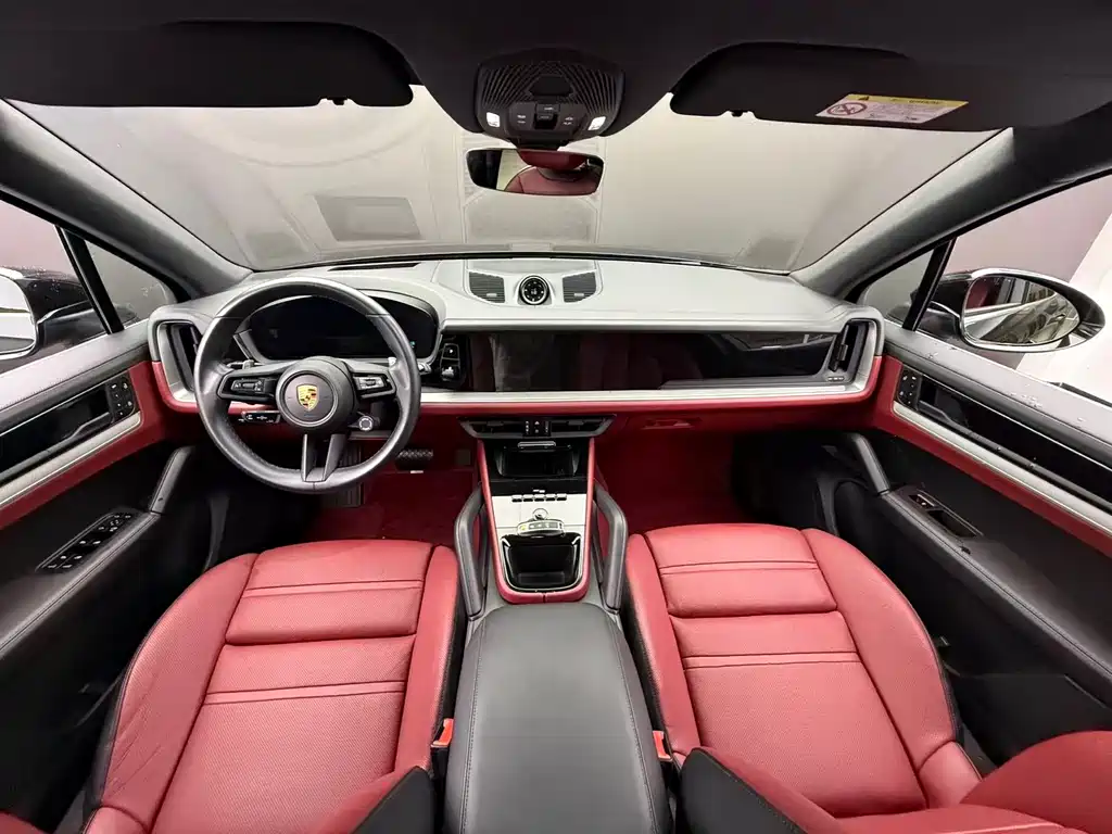 Porsche Cayenne 2024