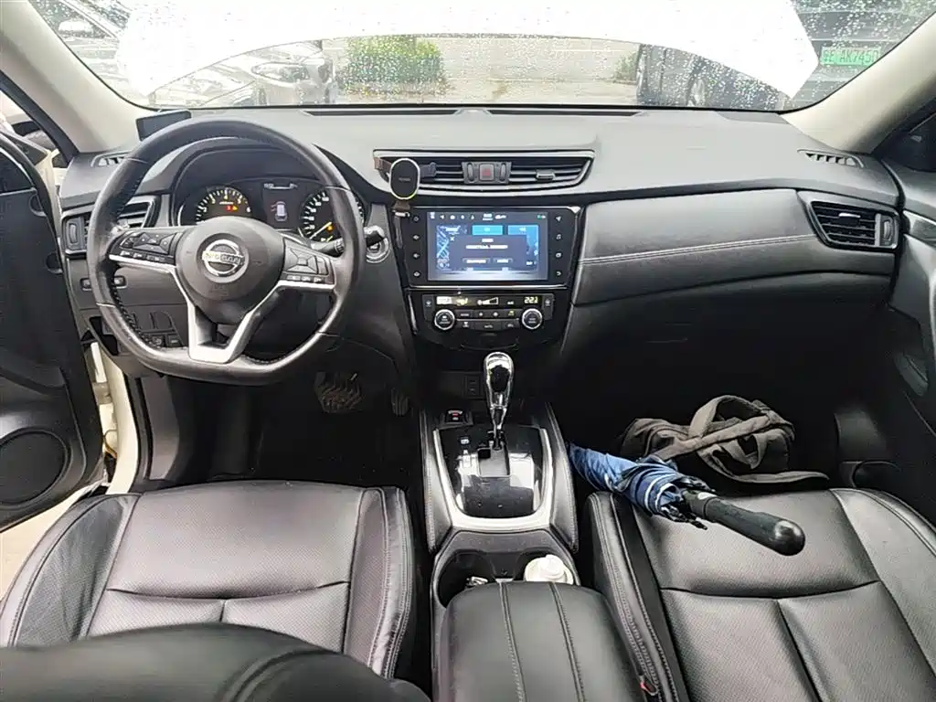 Nissan X-Trail 2021 — фото 10