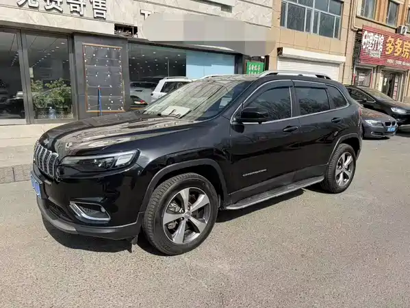 Jeep Cherokee 2019
