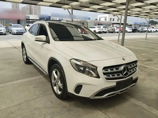 Mercedes-Benz GLA 2018