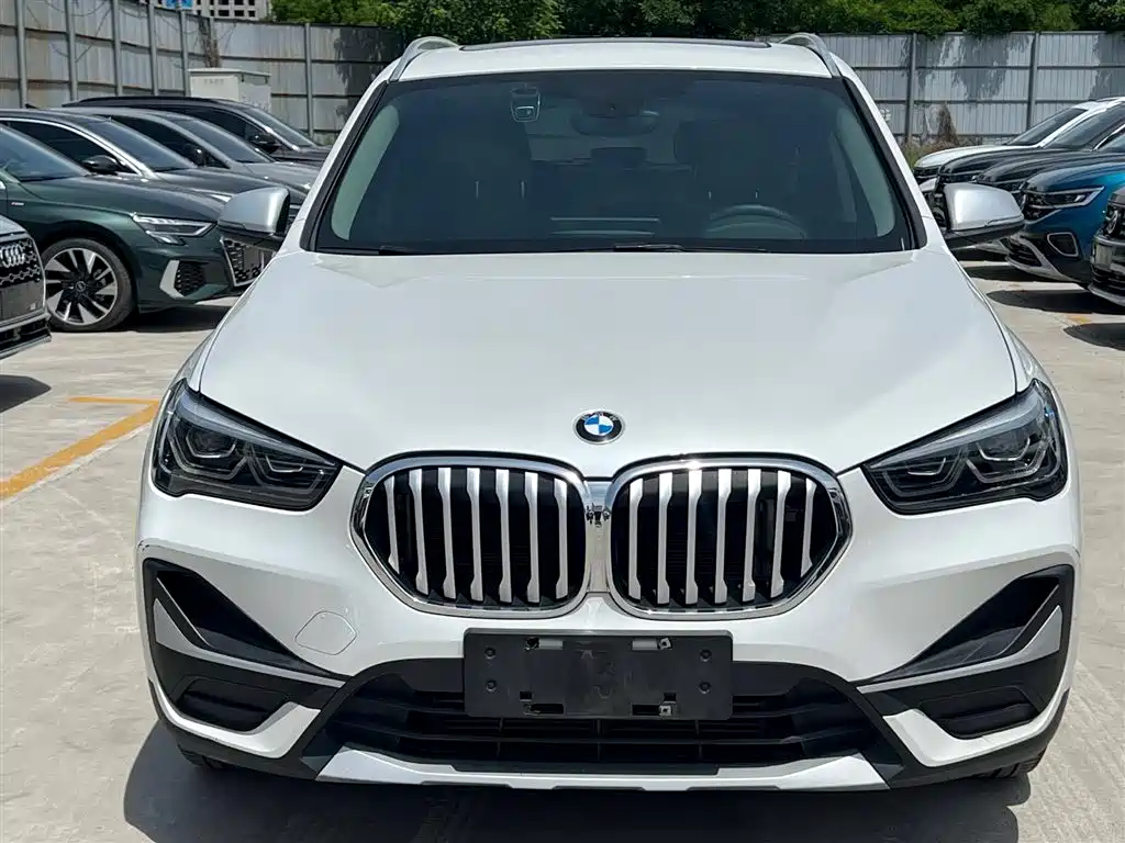 BMW X1 2022 — фото 9