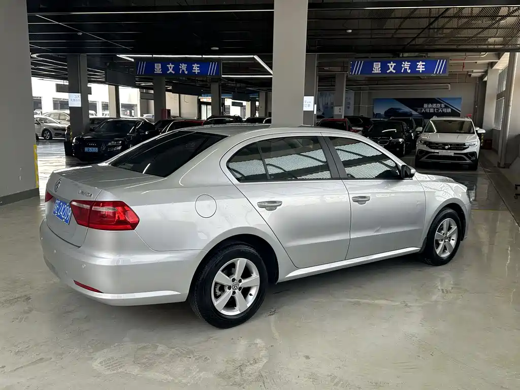 Volkswagen Lavida 2014