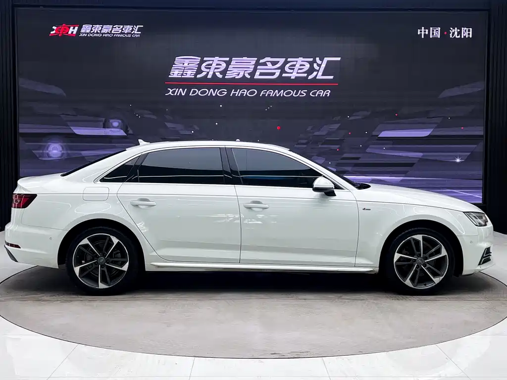 Audi A4L 2019
