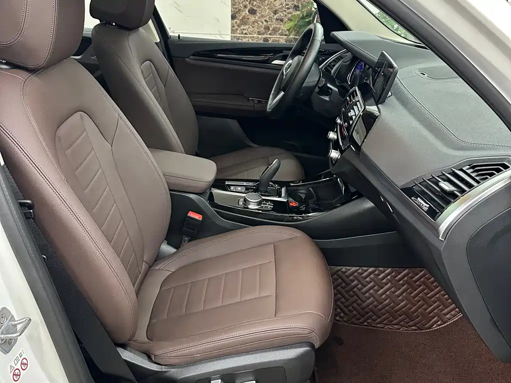 BMW X3 2018 — фото 12