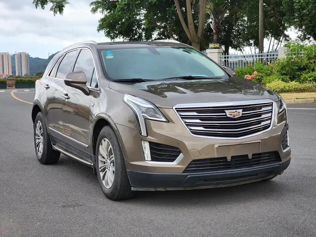 Cadillac XT5 2017 — фото 3