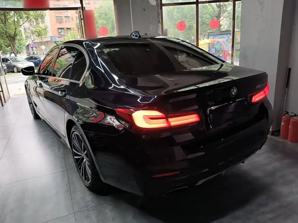 BMW 5 Series 2022