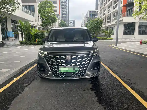 Roewe iMAX8 New Energy 2023