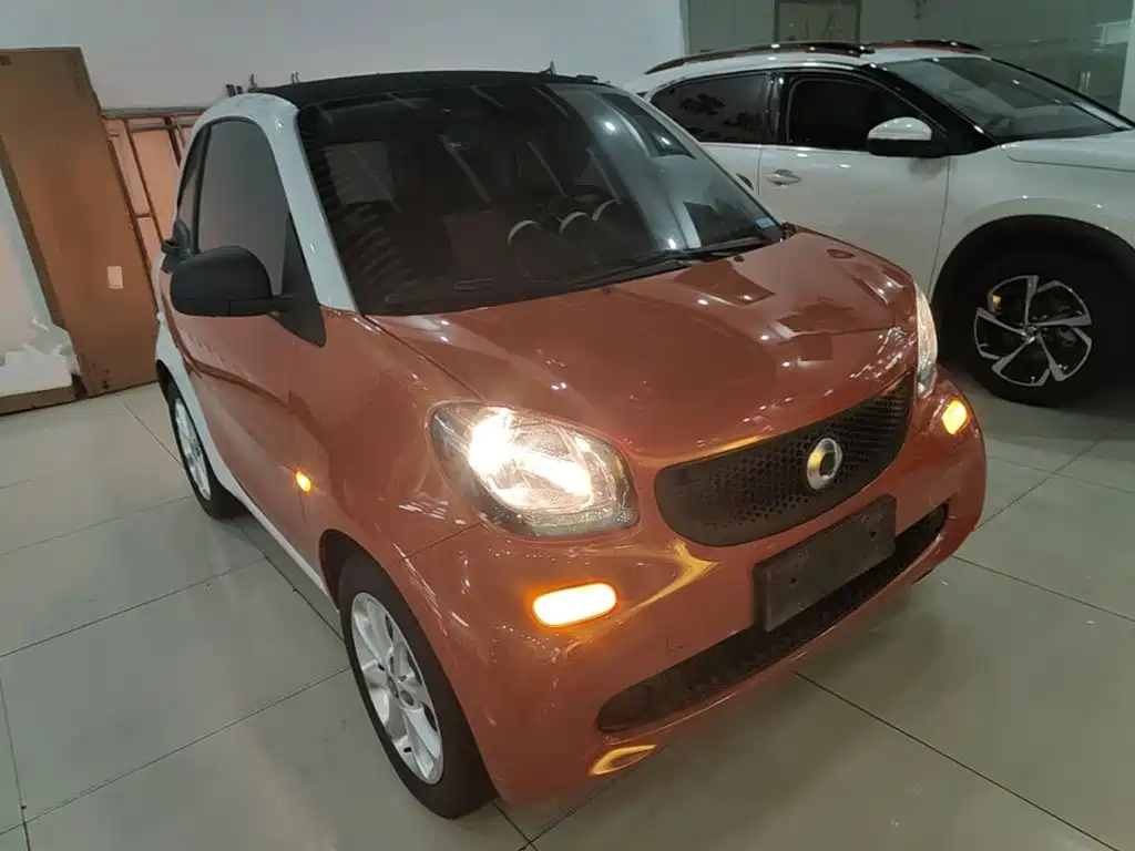 smart fortwo 2018 — фото 4