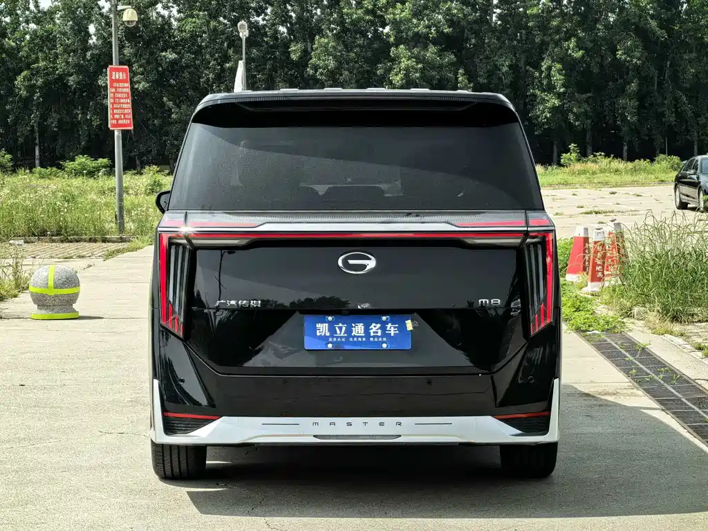 GAC Motor Trumpchi M8 2024 — фото 3