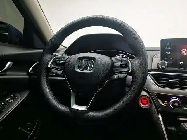Honda Accord 2019 — фото 15