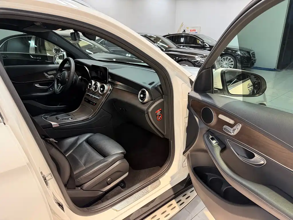 Mercedes-Benz GLC 2020 — фото 14