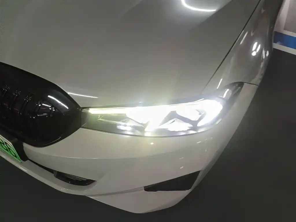 BMW i3 2023 — фото 24