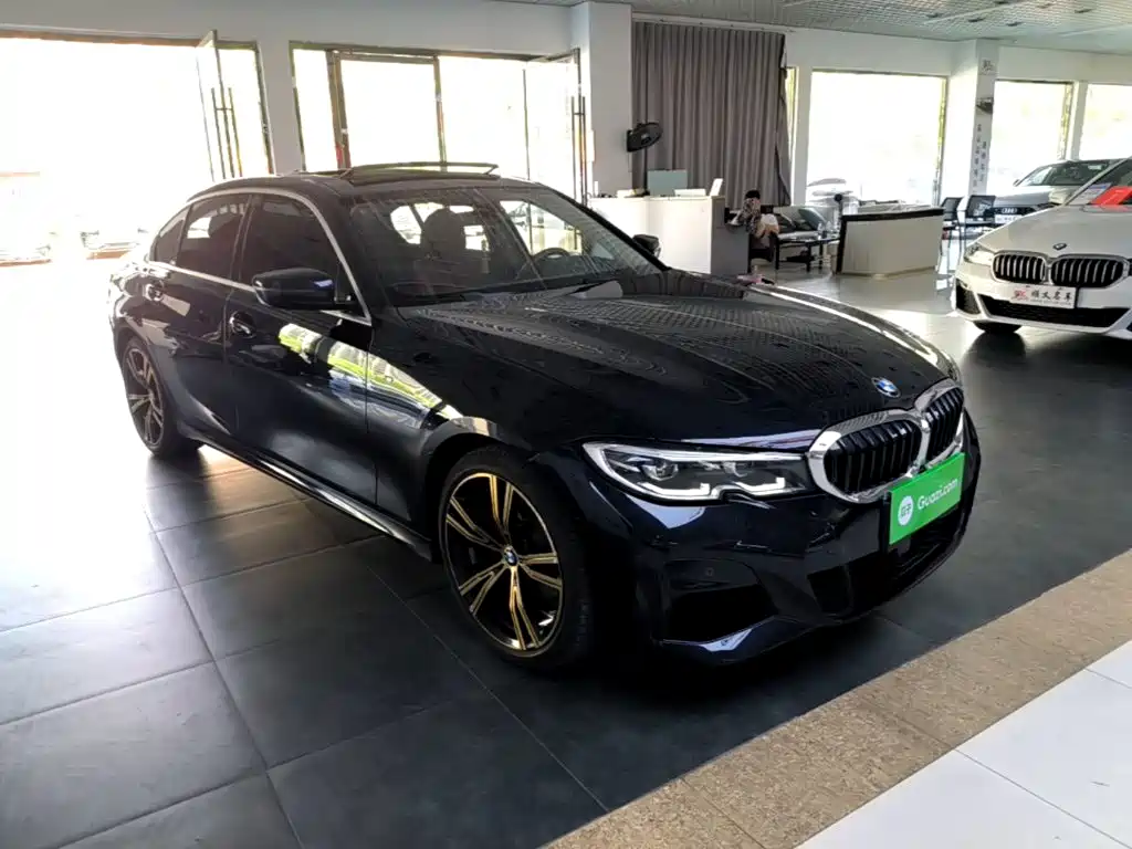 BMW 3 Series 2021