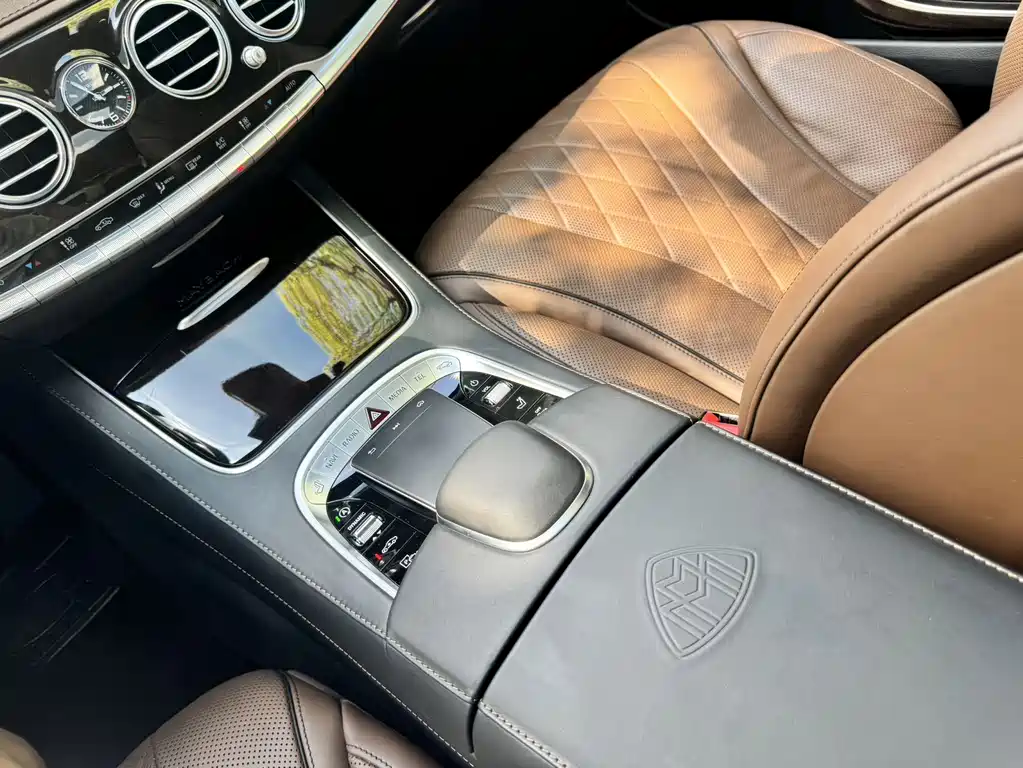 Mercedes-Benz Maybach S-Class 2019 — фото 15