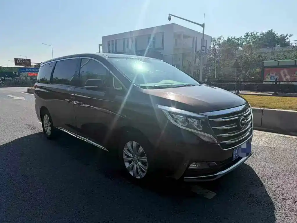 GAC Motor Trumpchi M8 2018 — фото 2