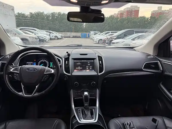 Ford Edge 2016