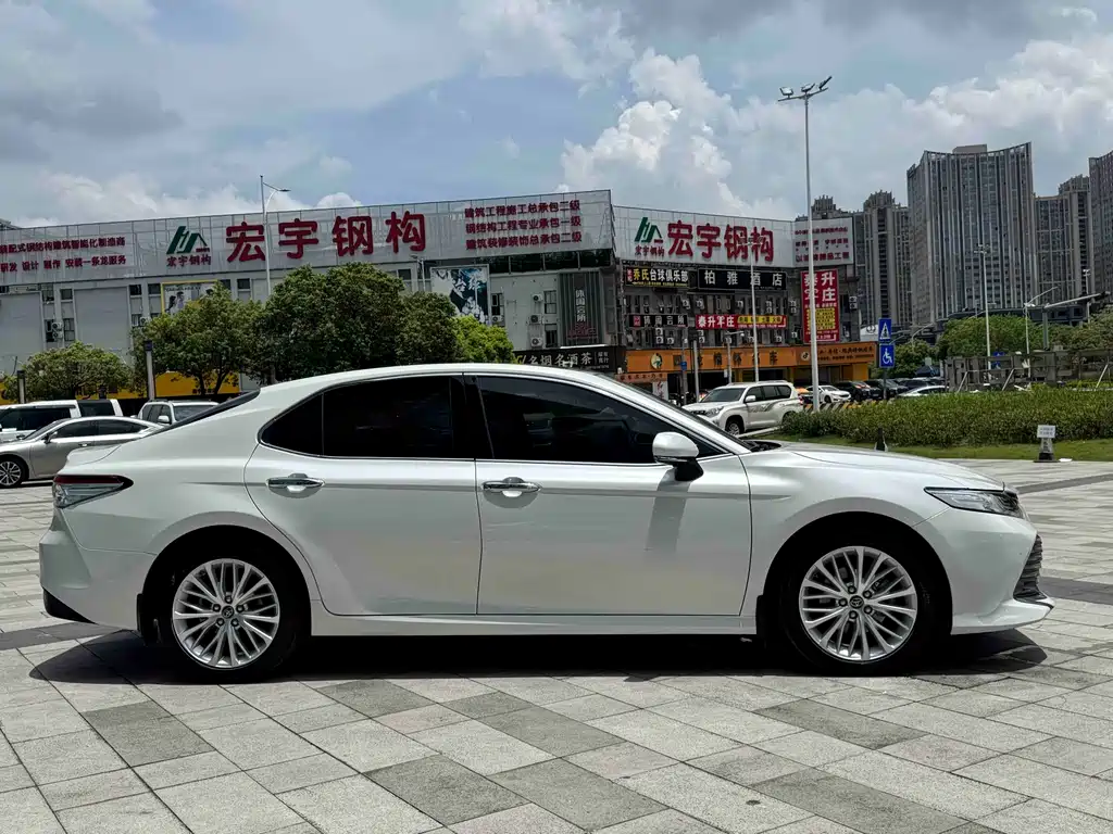 Toyota Camry 2020