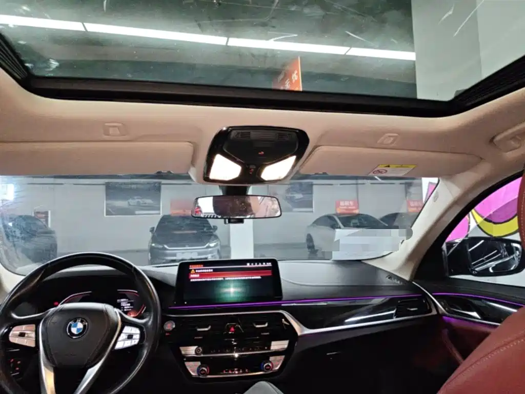 BMW 5 Series 2023 — фото 14