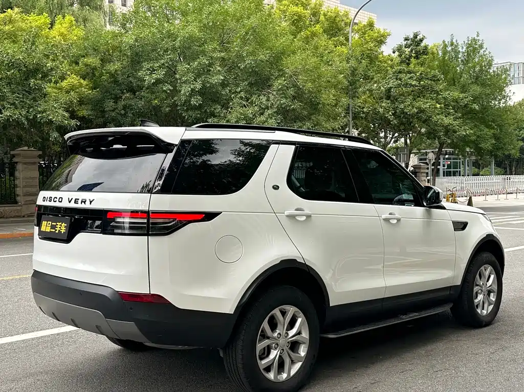 Land Rover Discovery 2019 — фото 25