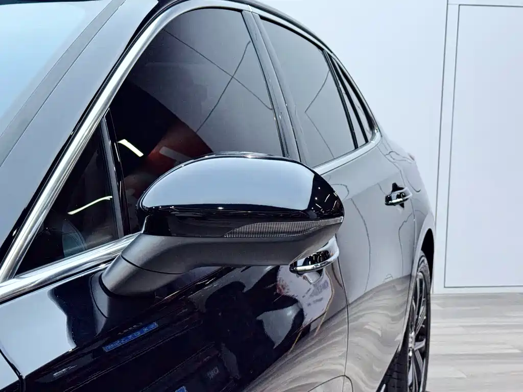 Hongqi H5 PHEV 2025 — фото 25