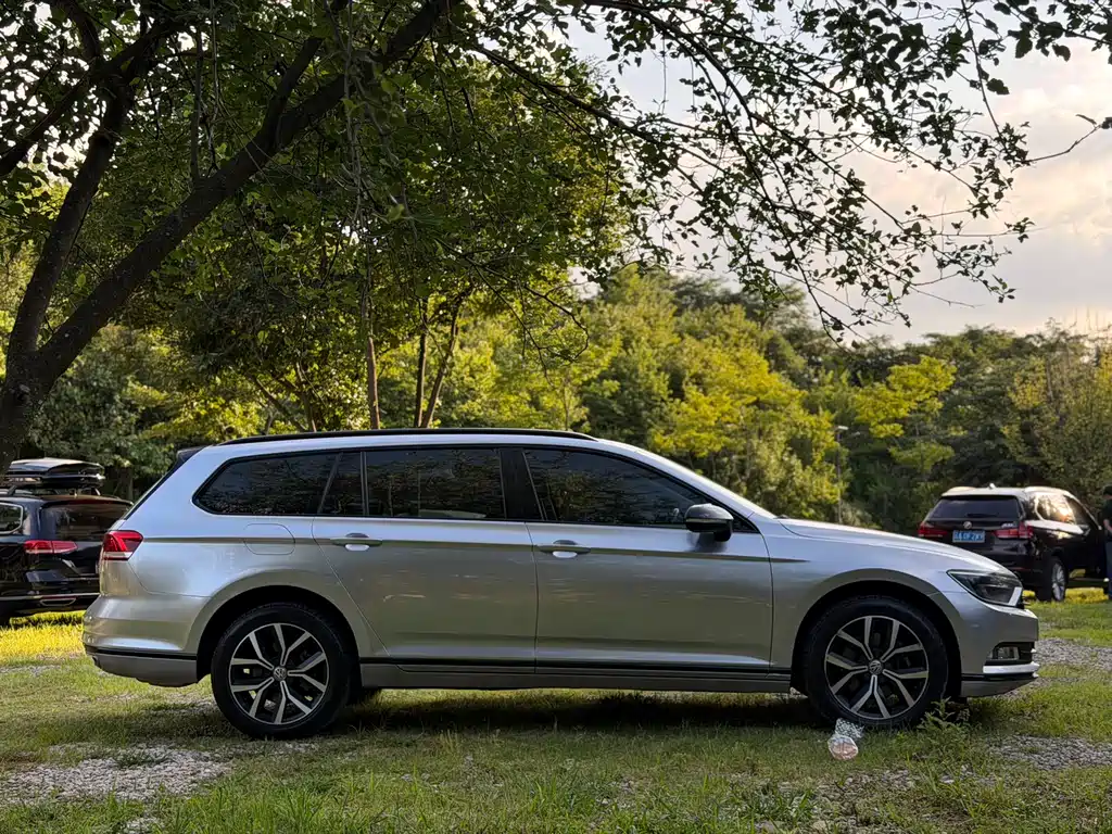 Volkswagen Viloran 2019 — фото 9
