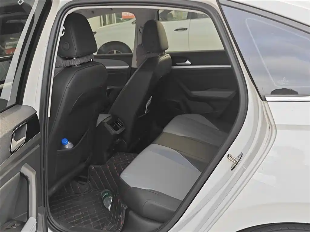 Volkswagen Lavida 2024