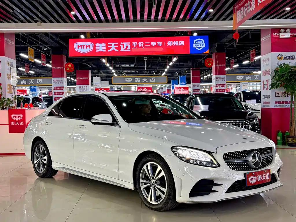 Mercedes-Benz C-Class 2020 — фото 3