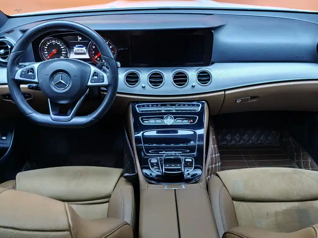Mercedes-Benz E-Class 2017 — фото 24