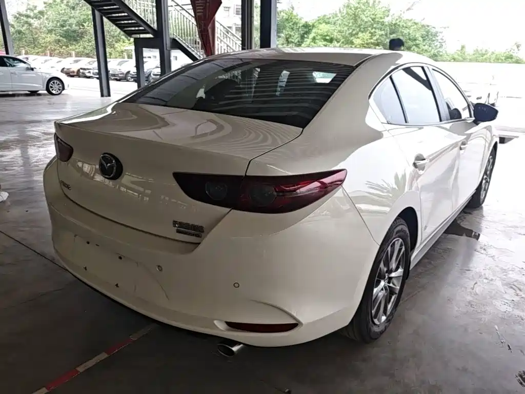 Mazda 3 Axela 2021