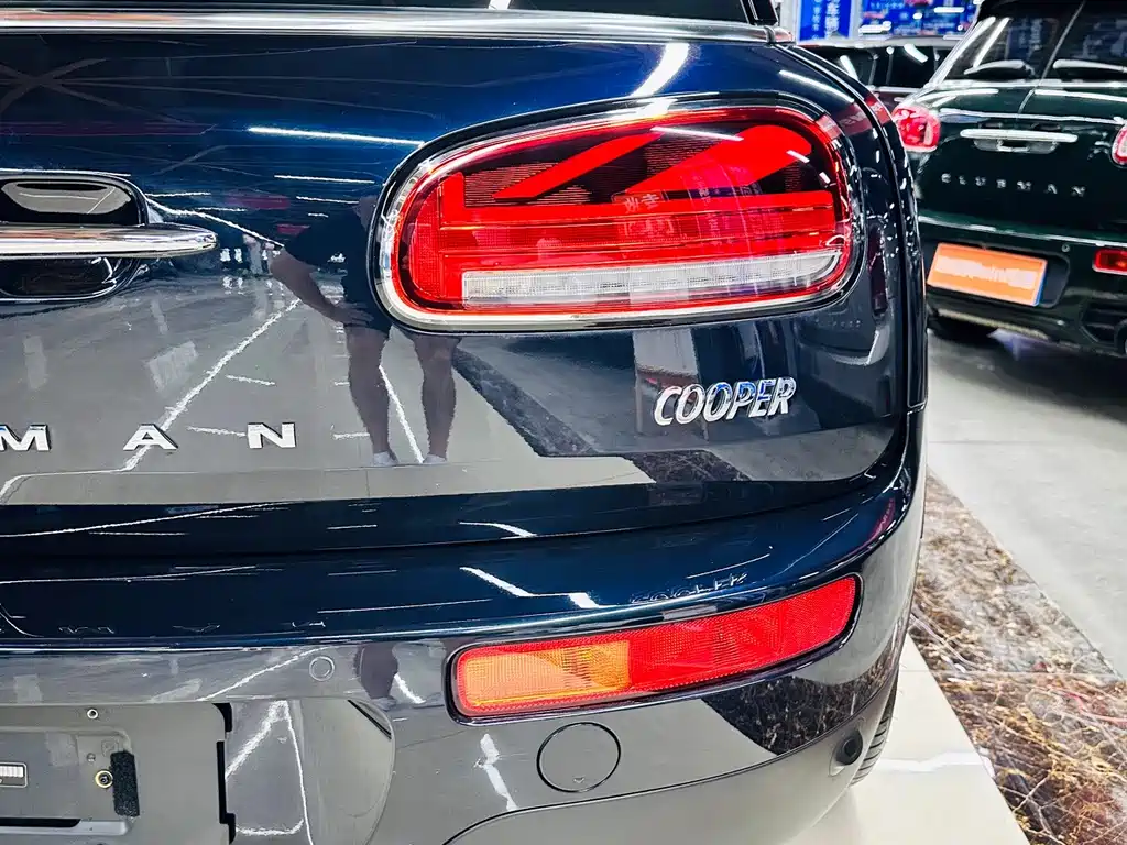 MINI Clubman 2021 — фото 12