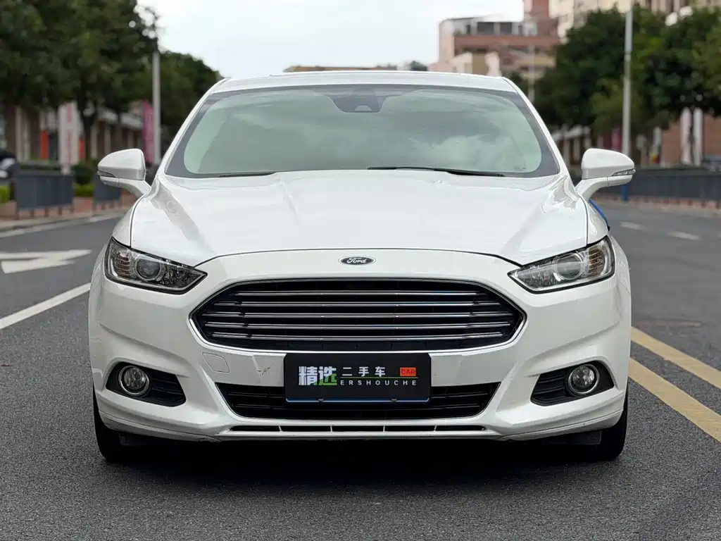 Ford Mondeo 2015 — фото 2