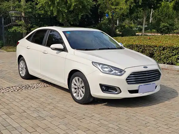 Ford Escort 2018