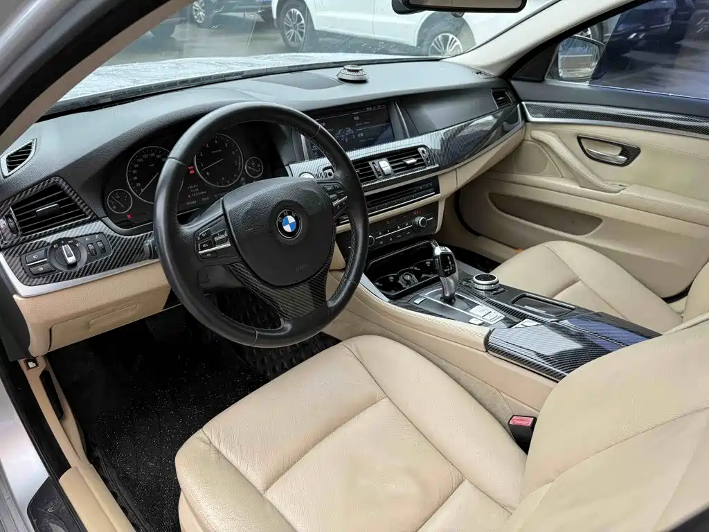 BMW 5 Series 2011