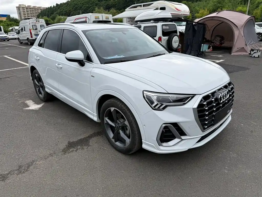 Audi Q3 2023
