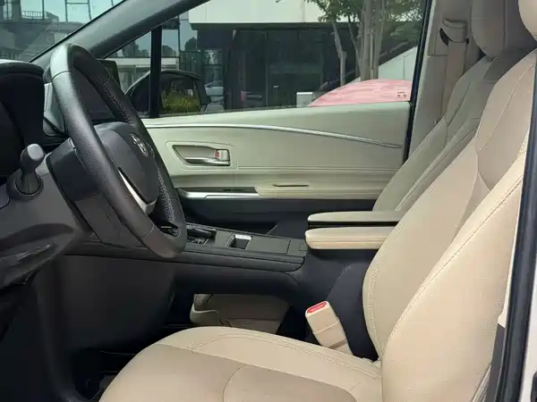 Toyota Sienna 2021