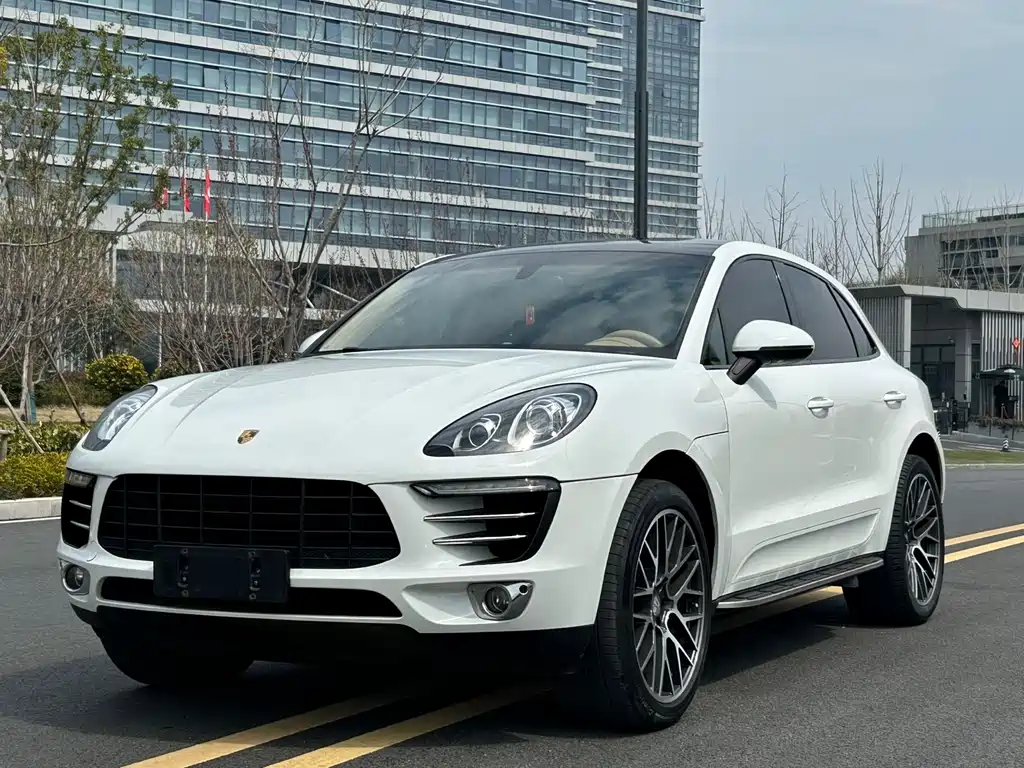 Porsche Macan 2016
