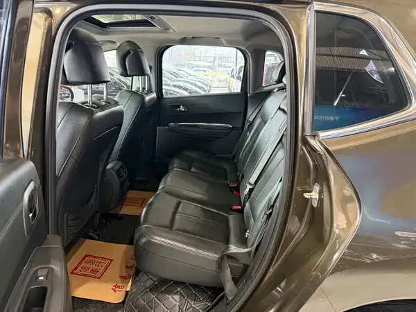 Peugeot 3008 2013
