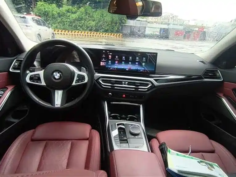 BMW 3 Series 2023