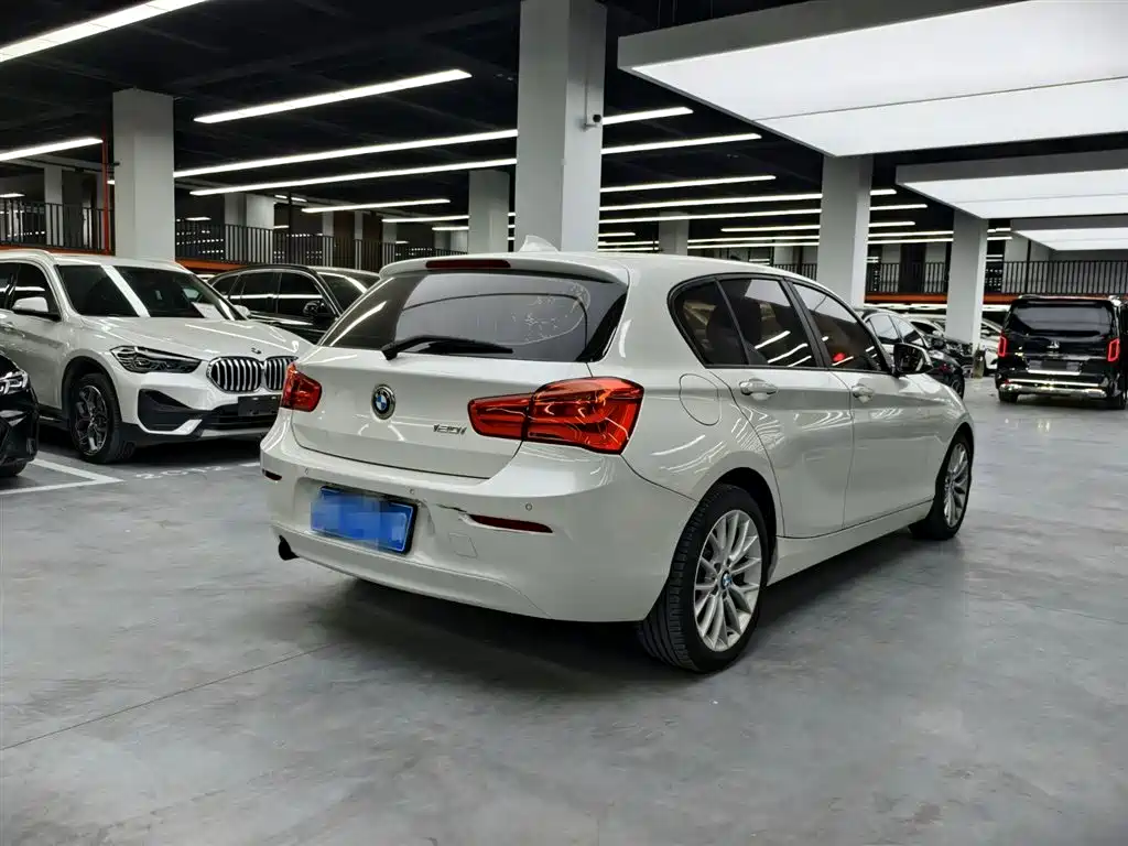 BMW 1 Series 2015 — фото 14