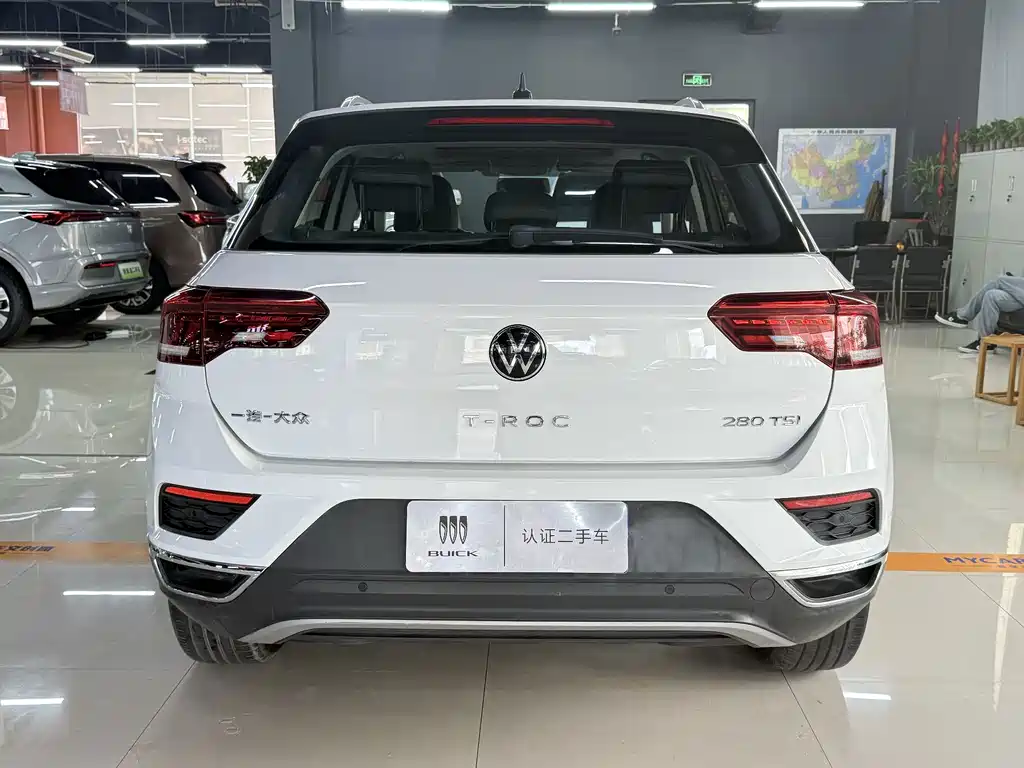 Volkswagen T-Roc 2023