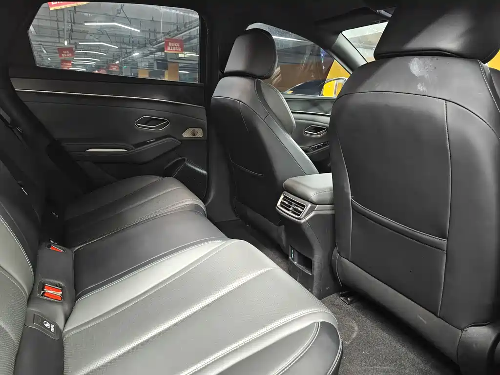 BYD Qin L 2024 — фото 12