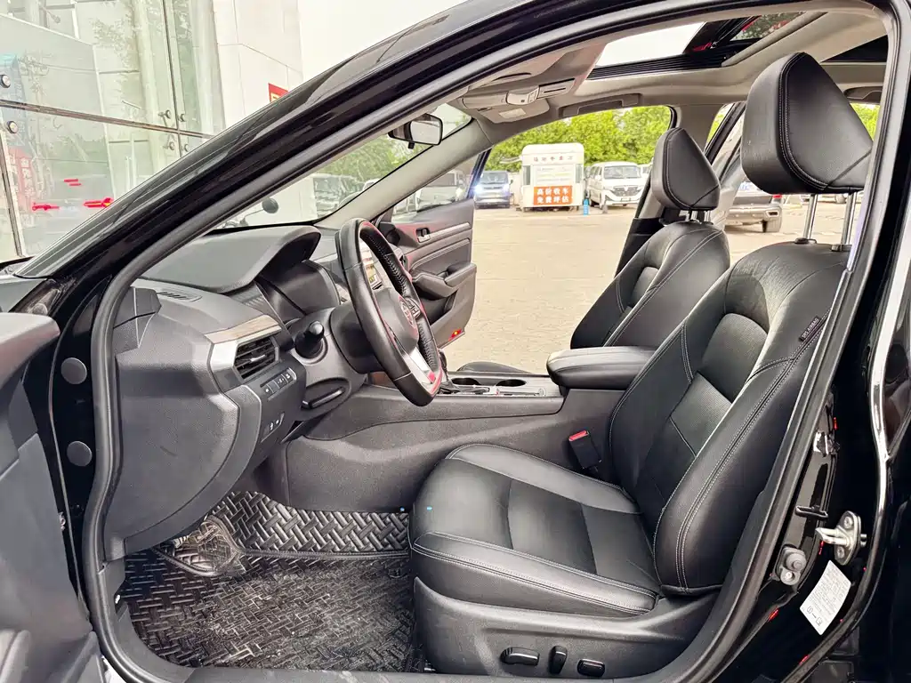 Nissan Teana 2021 — фото 12