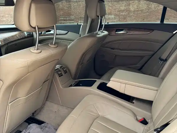Mercedes-Benz CLS 2012
