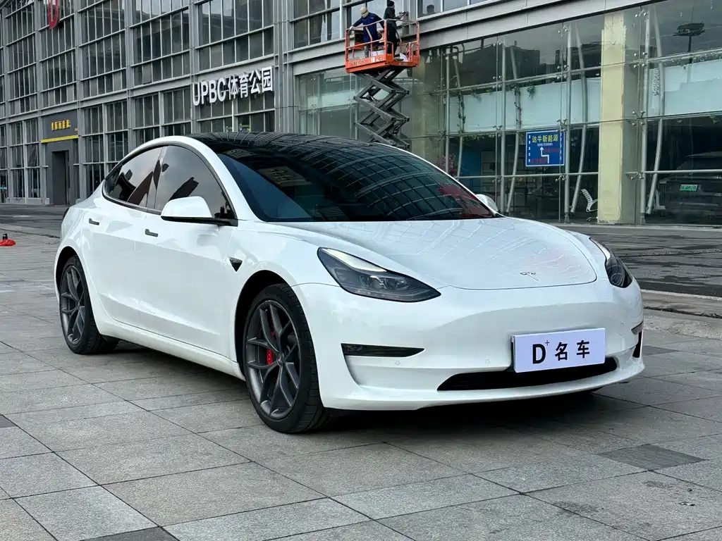 Tesla Model 3 2022 — фото 10