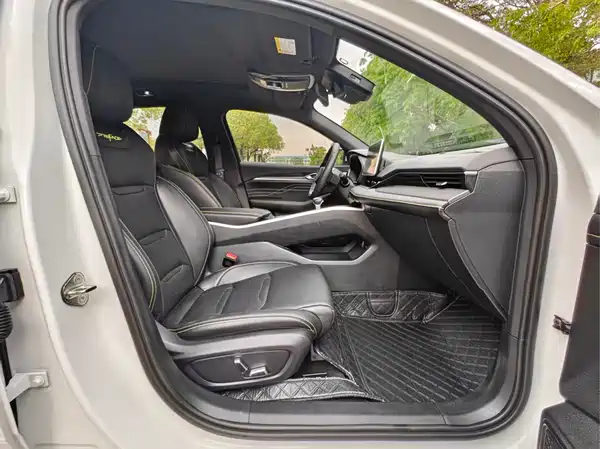 Geely Xingrui 2023