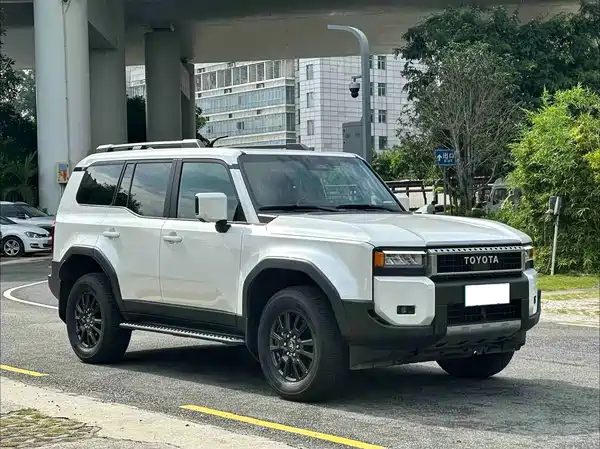 Toyota Prado 2025