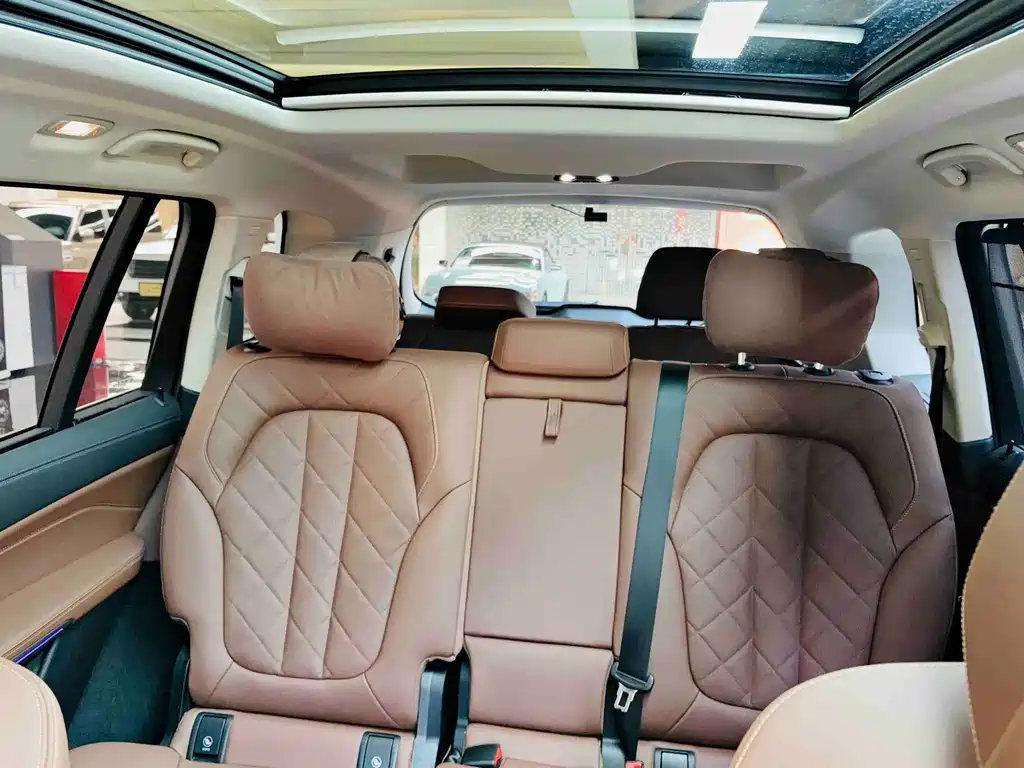 BMW X7 2022 — фото 17