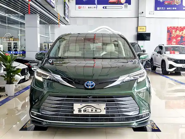 Toyota Sienna 2022