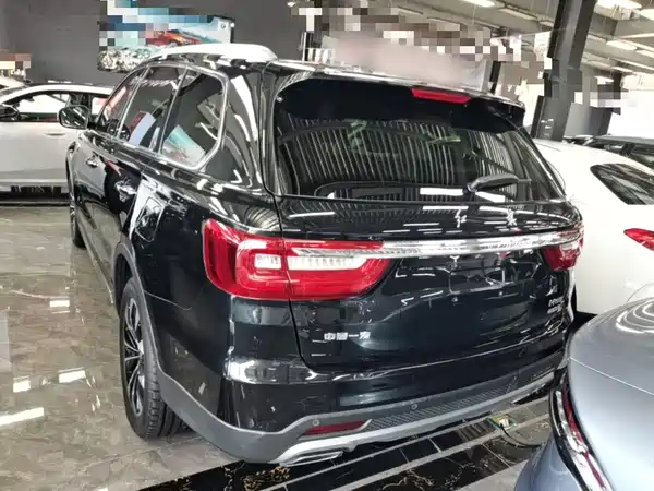 Hongqi HS7 2021